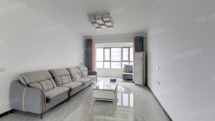 万达公园里一期二手房实景图