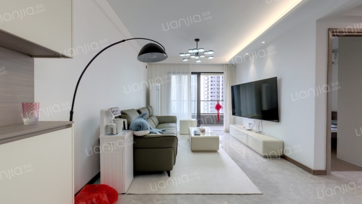 越秀龙湖天樾二手房实景图