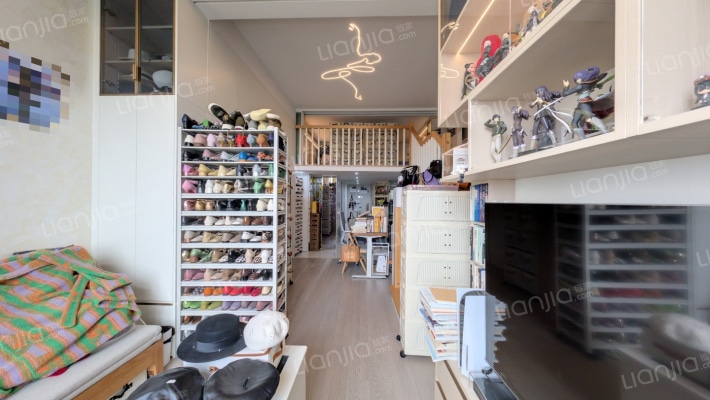 品臻国际公寓二手房实景图