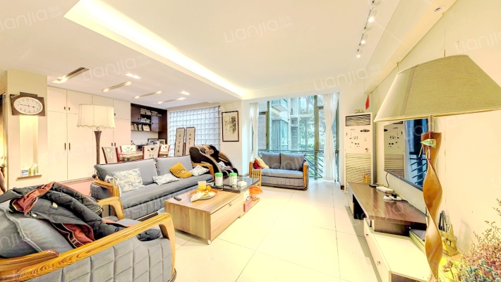 四季花城二手房实景图