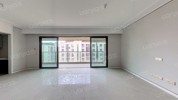 中国铁建双楠樾府二手房实景图