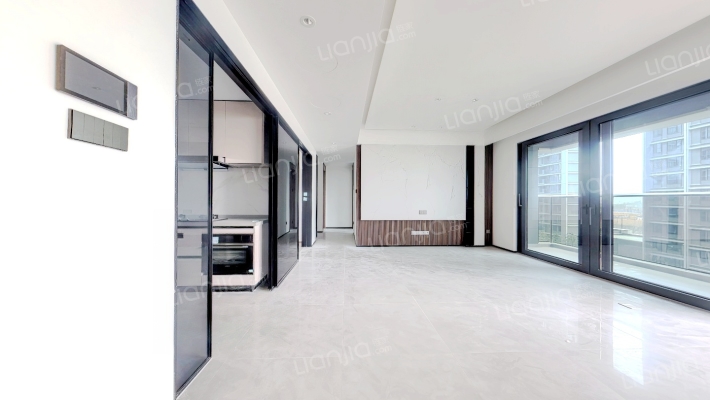 招商城建未来中心蔚然(B2地块)二手房实景图