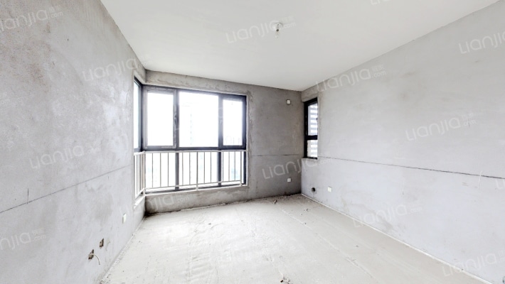 想象国际南区二手房实景图