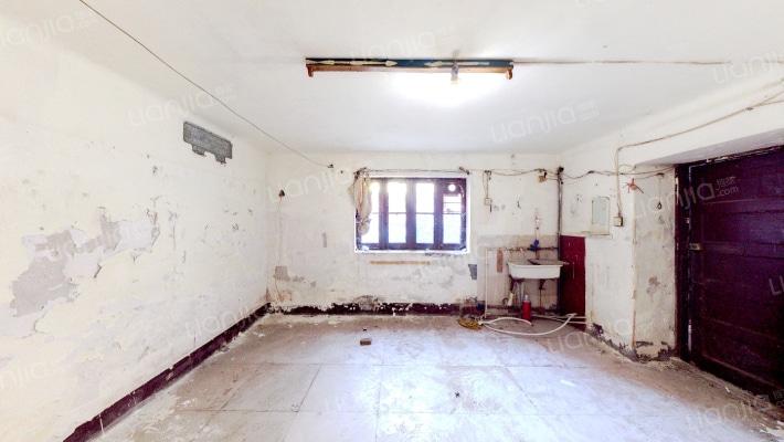 革新里二手房实景图