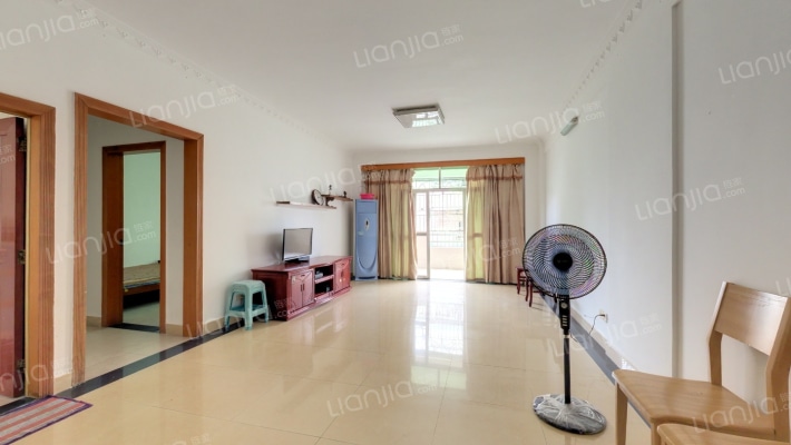 江景新苑二手房实景图