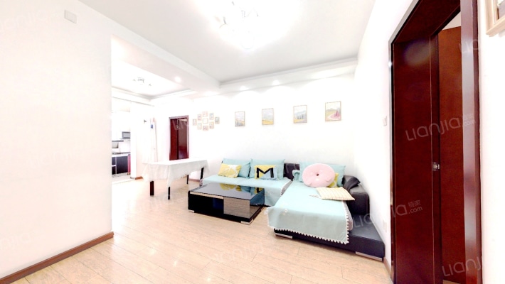 雅水居二手房实景图