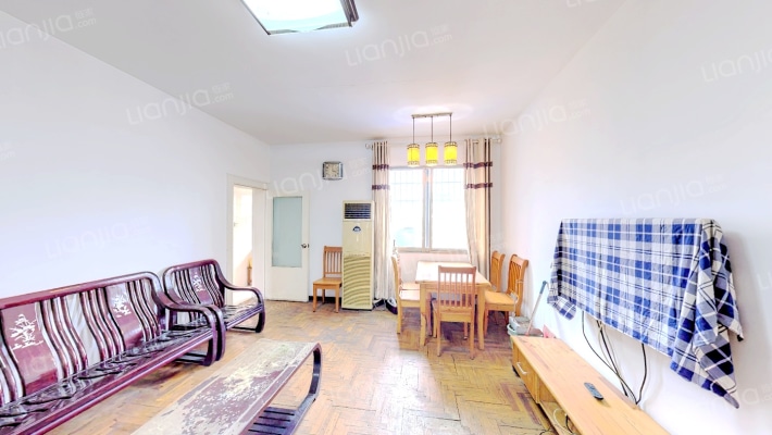 长沙市疾控中心宿舍二手房实景图