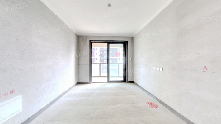 永威瑞和苑二手房实景图