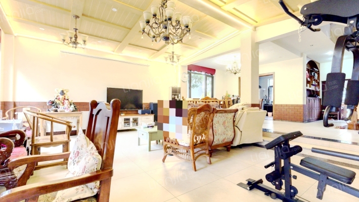 芙蓉古城紫薇园一期二手房实景图