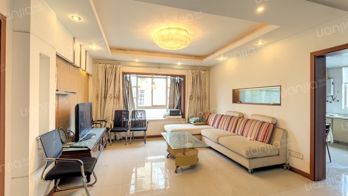 隆泉园二手房实景图