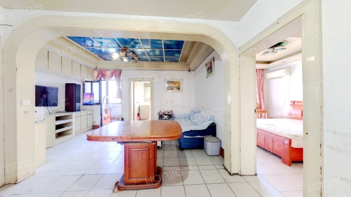 好孩子公寓二手房实景图