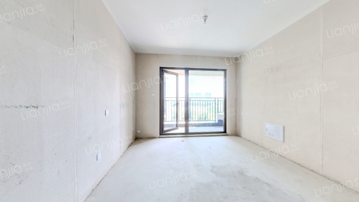 蓬莱中骏世界城二手房实景图