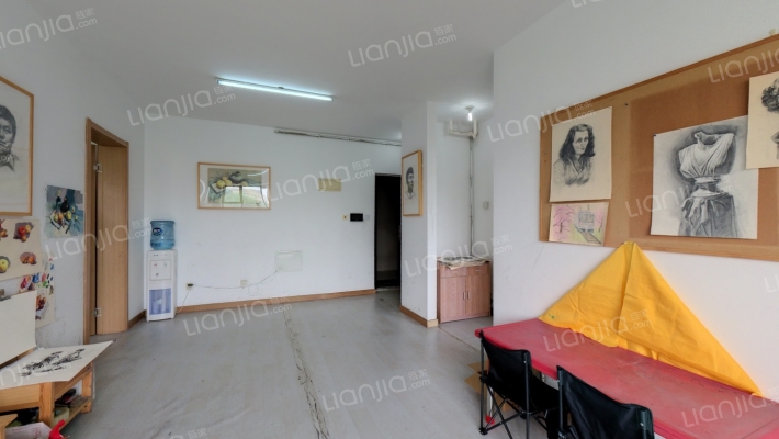 馨雅名筑二手房实景图