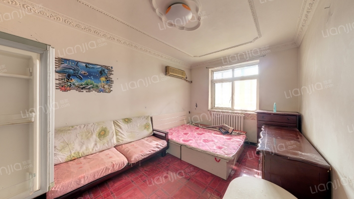 地毯厂路18号二手房实景图