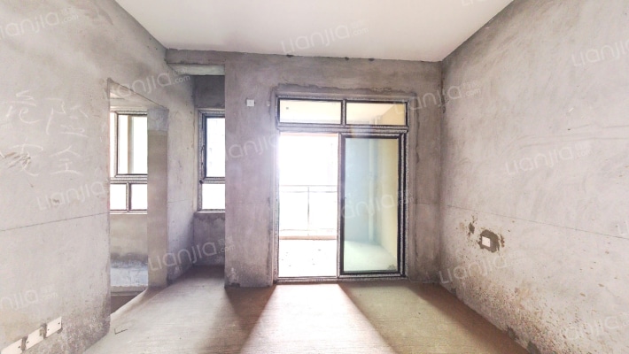 鑫泰华府二手房实景图