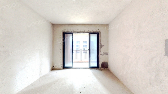 荣顾公园里二手房实景图