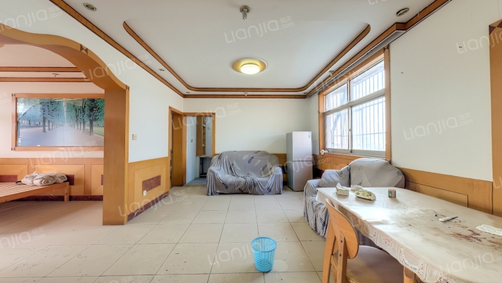 苗圃路二手房实景图