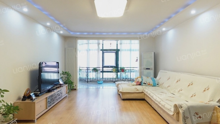 华展国际公寓二手房实景图