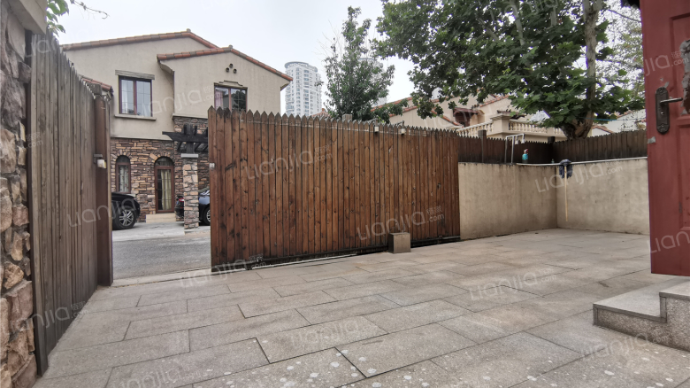 整租·卡梅尔天澔园 4室3厅 东南