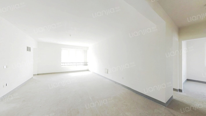 海尔格林小镇二手房实景图