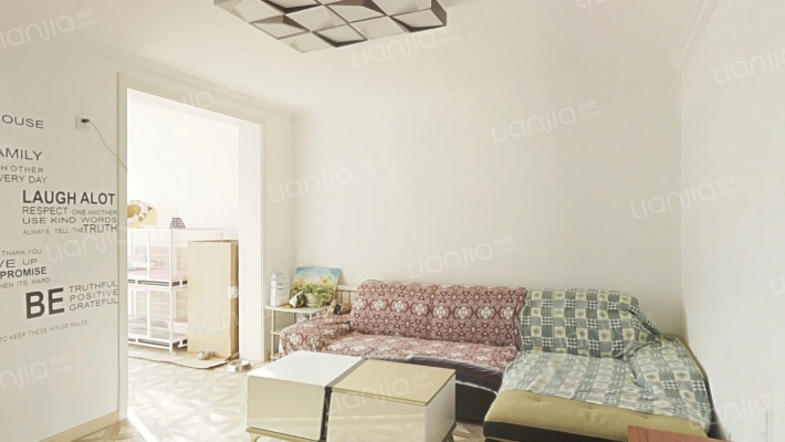 映日嘉园二手房实景图