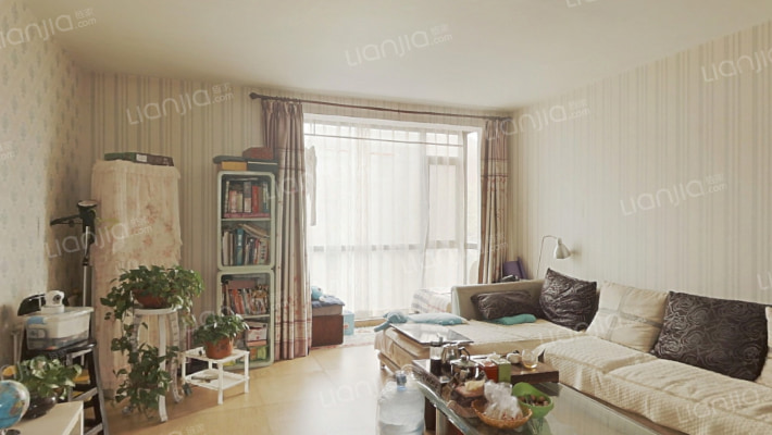 紫罗园二手房实景图