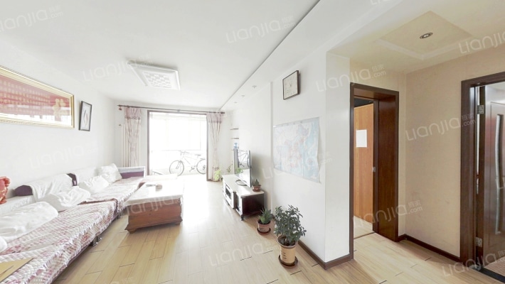 新澳花园二手房实景图