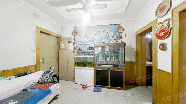 天苑生活小区二手房实景图