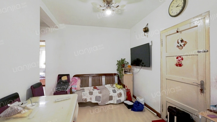 辽大校部家属区二手房实景图