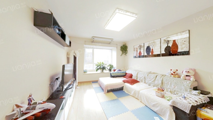 万科翡翠公园二手房实景图