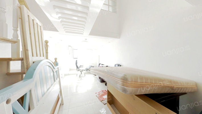 亿达软景中心二手房实景图