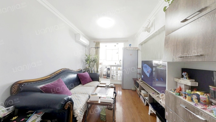 新月街二手房实景图