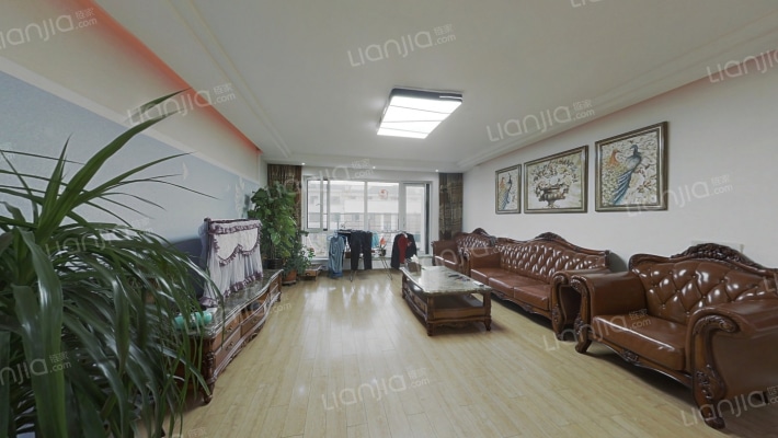 亚泰樱花苑二手房实景图