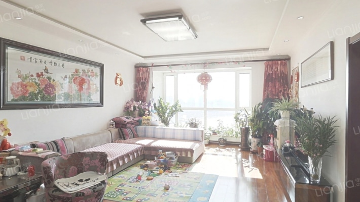 万科东湾半岛B区二手房实景图