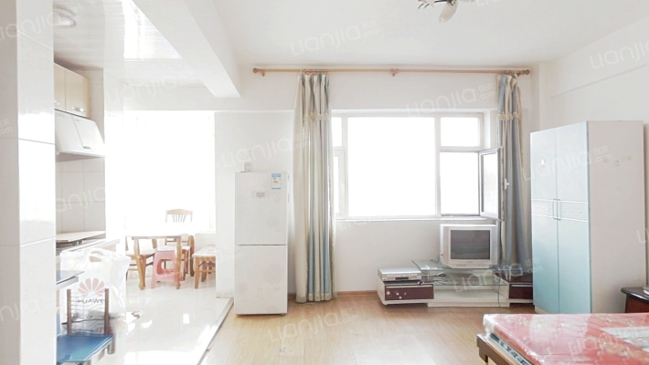 昊源高格蓝湾二手房实景图