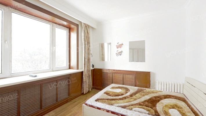 电车小区二手房实景图