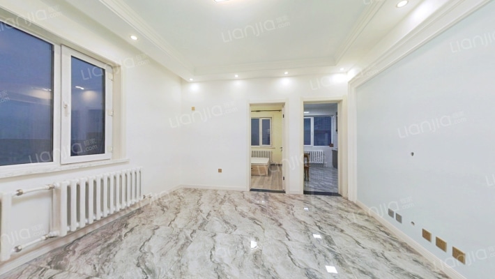 阳光家园三期二手房实景图