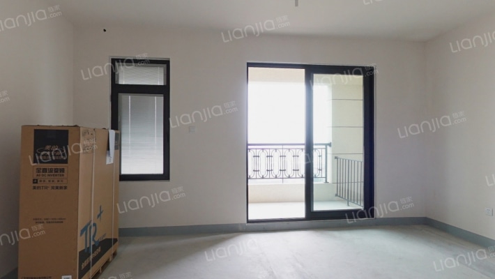 绿都绣云里二手房实景图