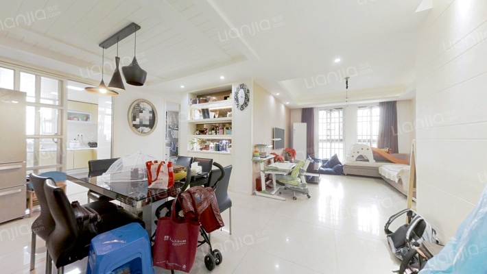 瑞鸿名邸二手房实景图