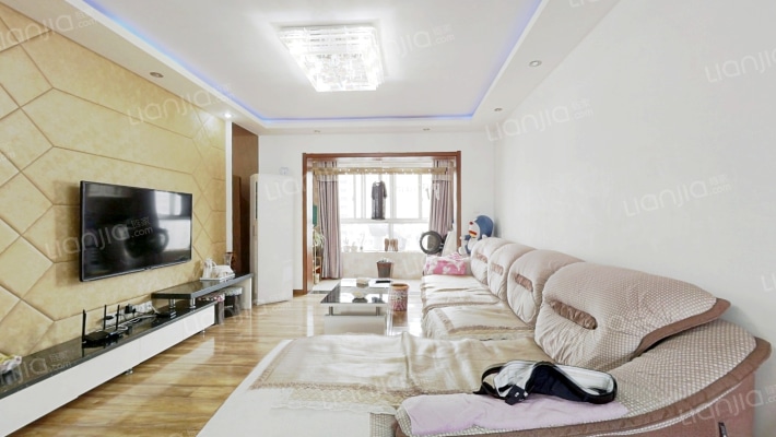 万润嘉园二手房实景图