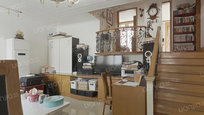 九九公寓二手房实景图
