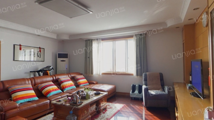 清江公寓二手房实景图