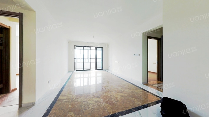 碧桂园翡翠台二手房实景图