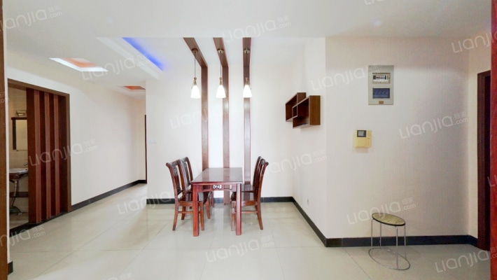 天龙湾花园二手房实景图