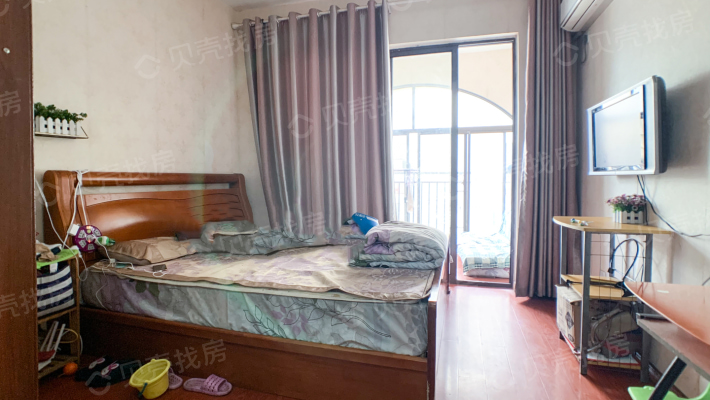 奥林运河湾单身公寓朝南无遮挡