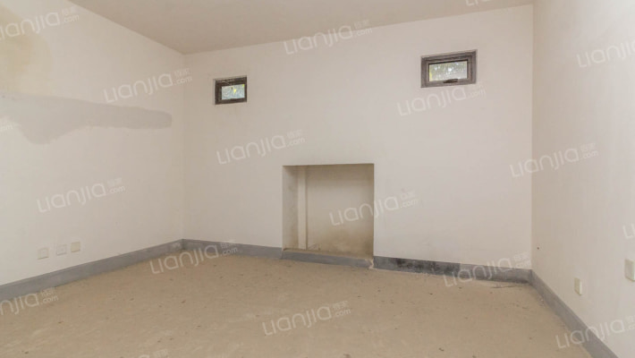 翡翠湾二手房实景图