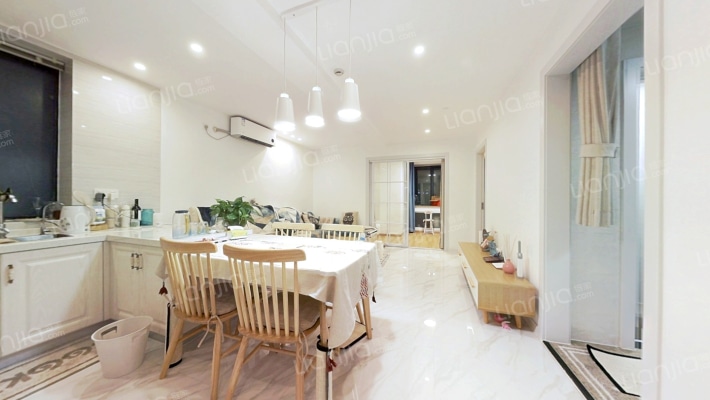 萧然之芯二手房实景图