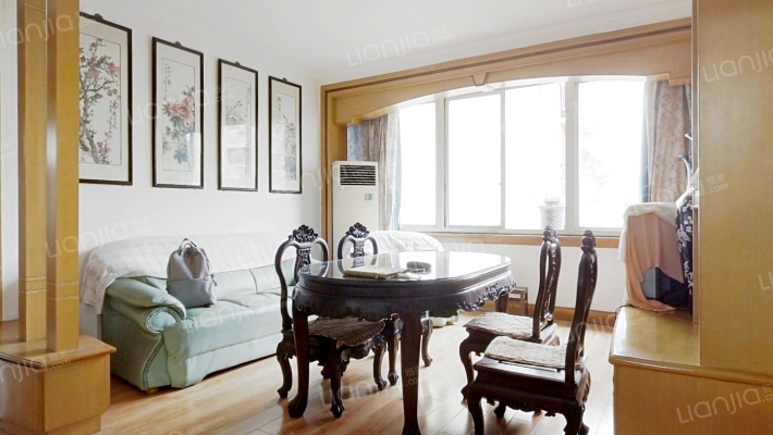 信鸿花园北区二手房实景图