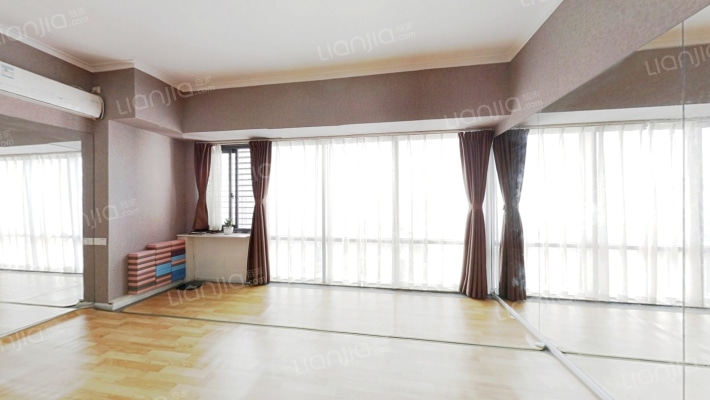 万达广场48克拉二手房实景图