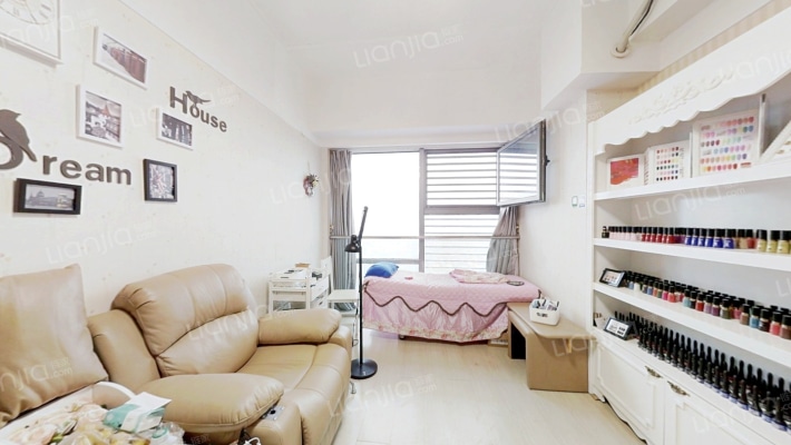 万达广场48克拉二手房实景图